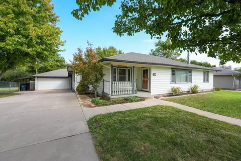702 W 10th Ave, El Dorado, KS 67042