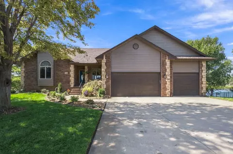 6610 W Ponderosa Cir, Wichita, KS 67217
