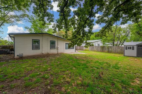 Exterior - 461 S Westview Dr, Derby, KS 67037 photo 7 of 8