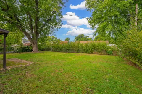 Exterior - 709 N Farrel Dr, Mulvane, KS 67110 photo 1 of 2