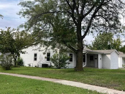 1701 W 30th St S, Wichita, KS 67217