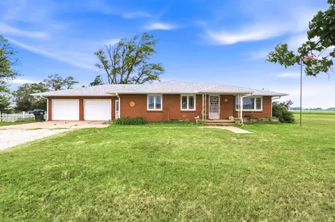 9693 NE 10th Ave, Murdock, KS 67111