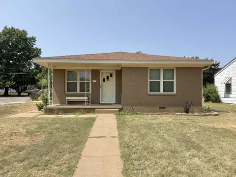 1701 N Main, Kingman, KS 67068