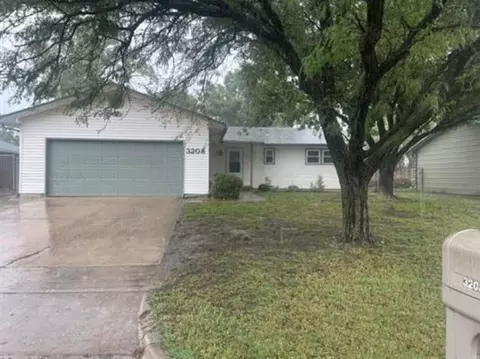 3208 S Kessler, Wichita, KS 67217