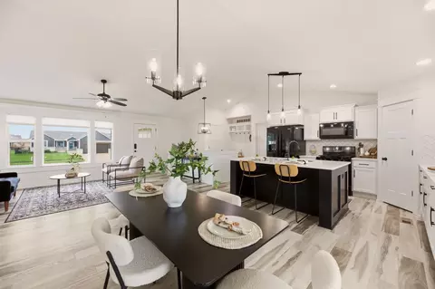 Dining - 10514 W Wilkinson, Maize, KS 67101 photo 3 of 3