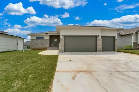 10515 W Basil St, Wichita, KS 67215