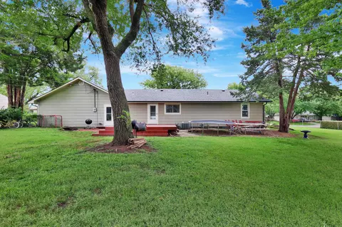 Exterior - 1703 N Cron St, Augusta, KS 67010 photo 7 of 9