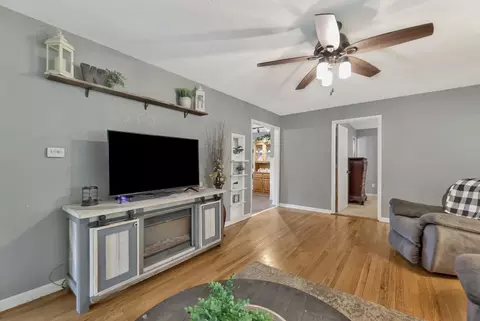 Entry Way - 1703 N Cron St, Augusta, KS 67010 photo 1 of 1