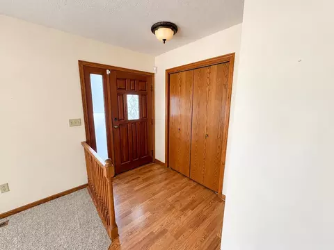 Entry Way - 409 N Willow St, Solomon, KS 67480 photo 1 of 2