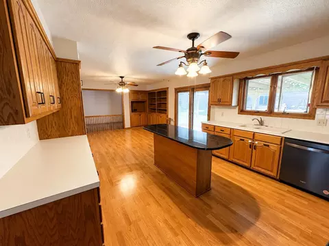 Kitchen - 409 N Willow St, Solomon, KS 67480 photo 4 of 4