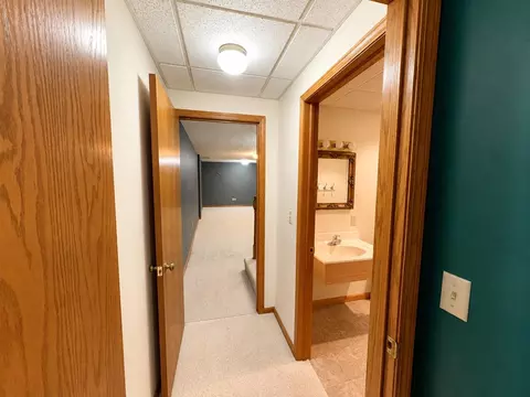 Entry Way - 409 N Willow St, Solomon, KS 67480 photo 2 of 2