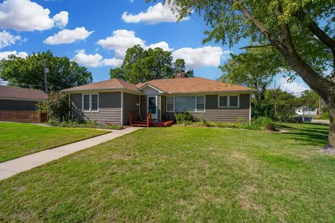 521 N Battin Ave, Wichita, KS 67208