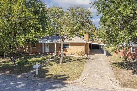 224 Greenway, Arkansas City, KS 67005