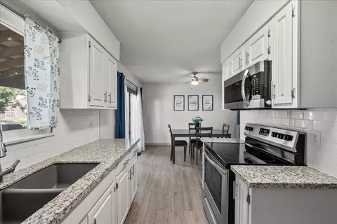 Kitchen - 1706 Evergreen Ct, Derby, KS 67037 photo 2 of 3