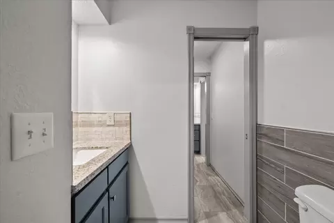 Entry Way - 1706 Evergreen Ct, Derby, KS 67037 photo 1 of 1