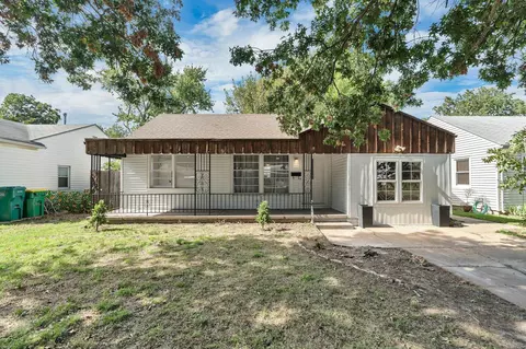 1727 S Estelle Ave, Wichita, KS 67211