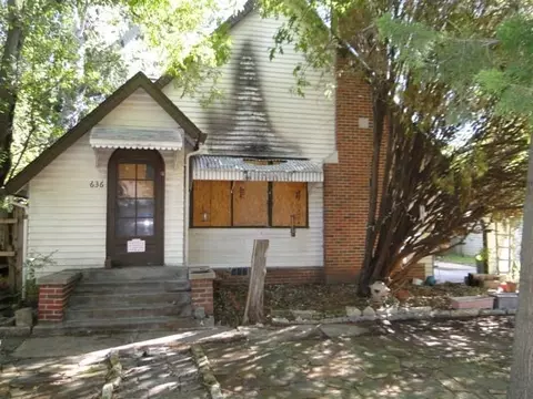636 N Belmont Ave, Wichita, KS 67208