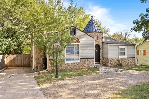 Exterior - 1208 N Ohio St, Augusta, KS 67010 photo 3 of 5