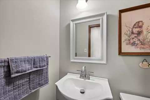 Bath - 1208 N Ohio St, Augusta, KS 67010 photo 2 of 2