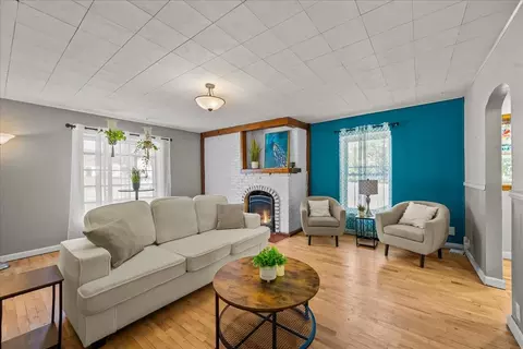 Living - 1208 N Ohio St, Augusta, KS 67010 photo 1 of 2