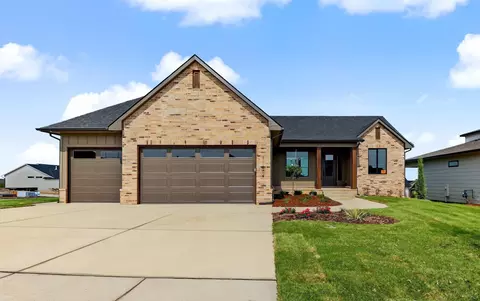 11604 E Winterberry St, Wichita, KS 67226