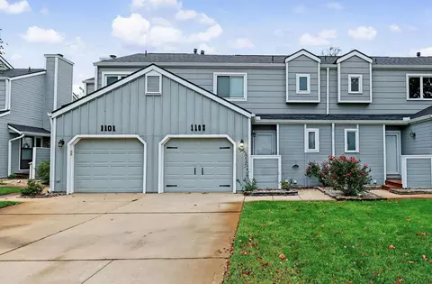 1103 N Lakewind St, Wichita, KS 67212