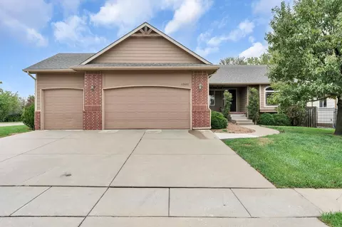 12602 E Mainsgate, Wichita, KS 67226