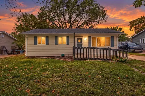409 Central Ave, Newton, KS 67114