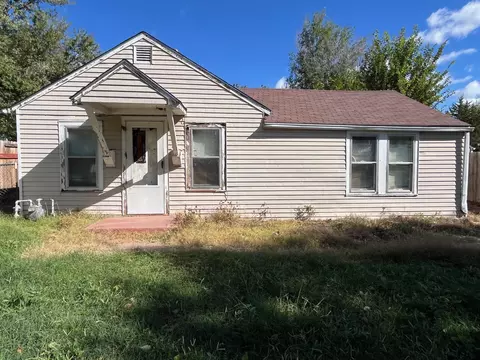 1752 S Fern, Wichita, KS 67213