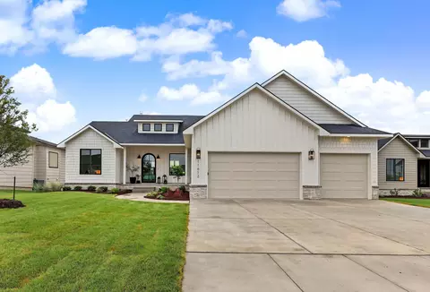 11612 E Winterberry St, Wichita, KS 67226