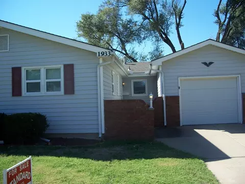 1933 W Dallas, Wichita, KS 67217
