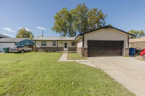 3409 S Knight, Wichita, KS 67217