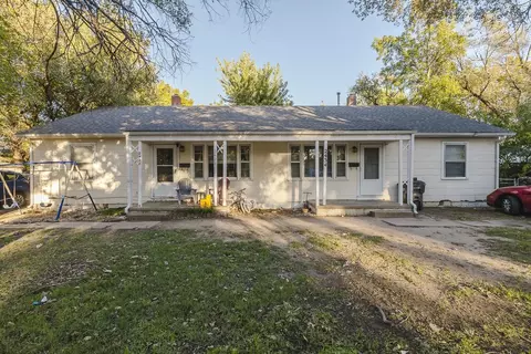 2428 S 2434 S Victoria Ave, Wichita, KS 67216