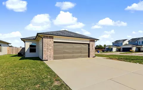12964 E Willowgreen St, Wichita, KS 67230