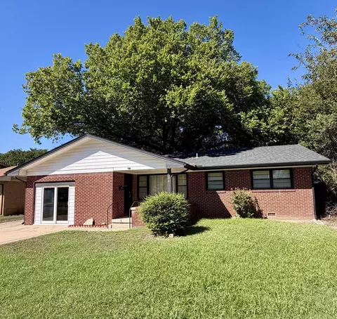 1324 W Marlboro St, Wichita, KS 67217