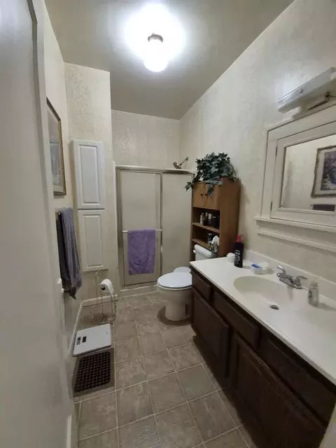 Bath - 320 S Main St, Eureka, KS 67045 photo 1 of 1