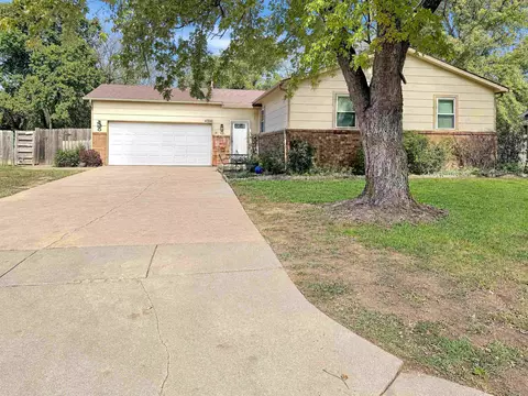 4310 E Norwood Ln, Wichita, KS 67220