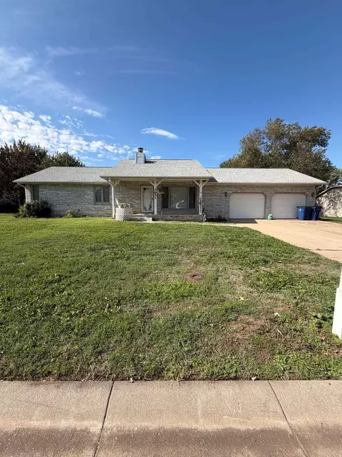 3651 S Gilda St, Wichita, KS 67215