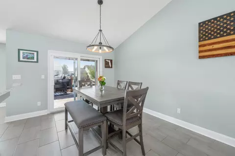 Dining - 333 E Quail Ridge St, Mulvane, KS 67110 photo 1 of 2