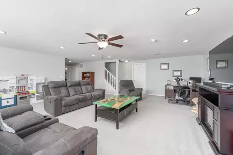 Living - 333 E Quail Ridge St, Mulvane, KS 67110 photo 3 of 3
