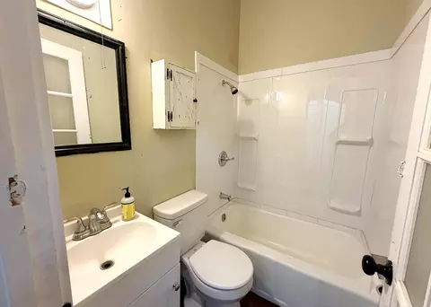 Bath - 26 Ash St, Miltonvale, KS 67466 photo 1 of 1