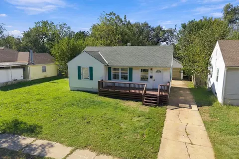 805 N Battin St, Wichita, KS 67208