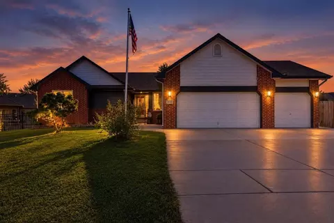 10109 W 19th Cir N, Wichita, KS 67212
