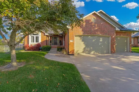 3341 N North Shore Cir, Wichita, KS 67205