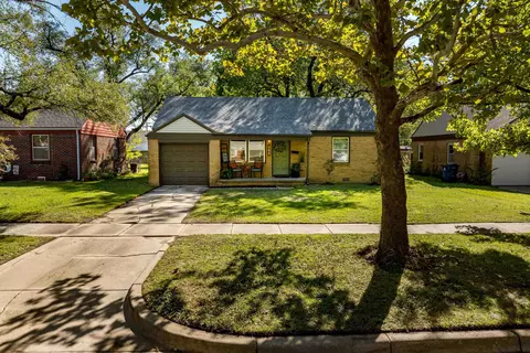 708 S Mission Rd, Wichita, KS 67207