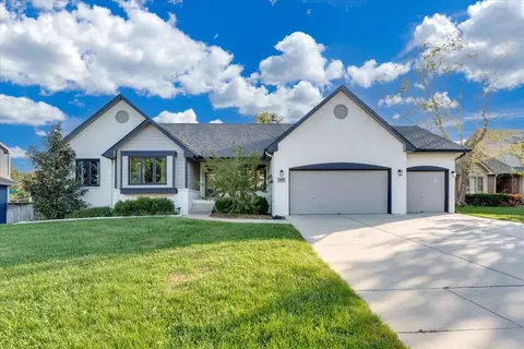 10111 E Mainsgate Cir, Wichita, KS 67226