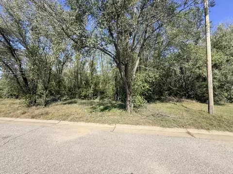 lot18 S Block 1 S Osage Cir Sycamore Pond Addition, Wichita, KS 67217