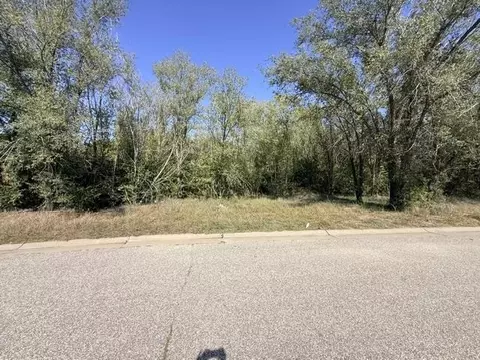 lot17 S Block 1 S Osage Cir Sycamore Pond Addition, Wichita, KS 67217