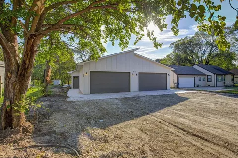 3034 N Hood Ave UNIT 100 & 200, Wichita, KS 67204