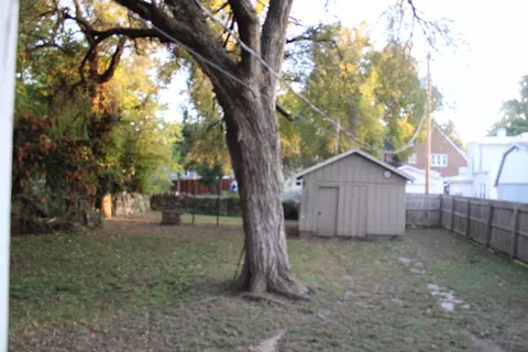 Exterior - 905 E 7th, Winfield, KS 67156 photo 3 of 3